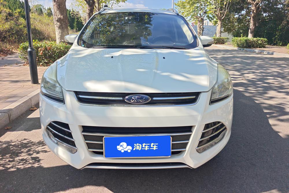 Ford Kuga, фото 2