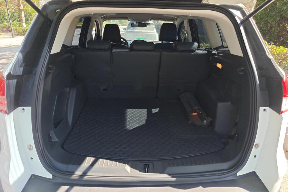 Ford Kuga, фото 17