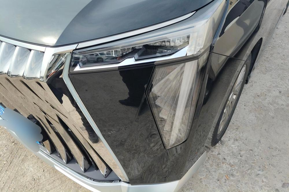 GAC Trumpchi M8, фото 4