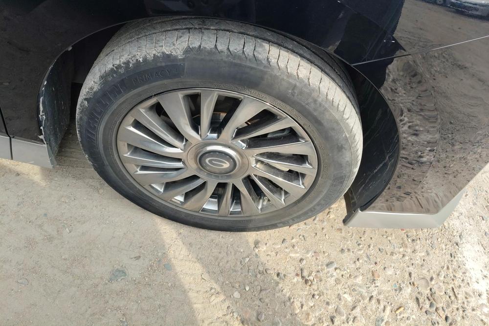 GAC Trumpchi M8, фото 9