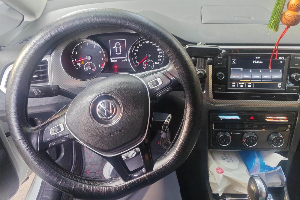 Volkswagen Golf Sportsvan, фото 14