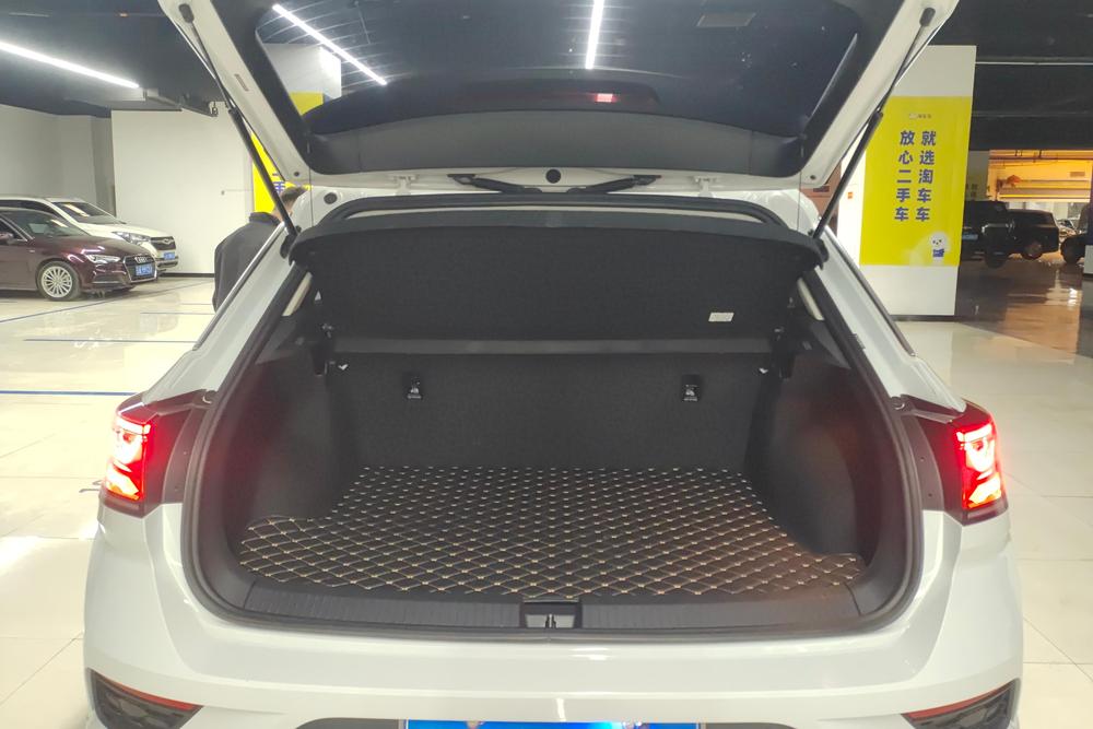 Volkswagen T-ROC, фото 17