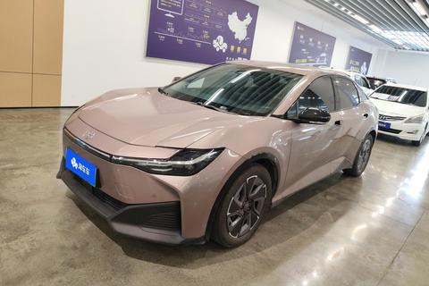 Toyota bZ3 2023 — пригон из Китая