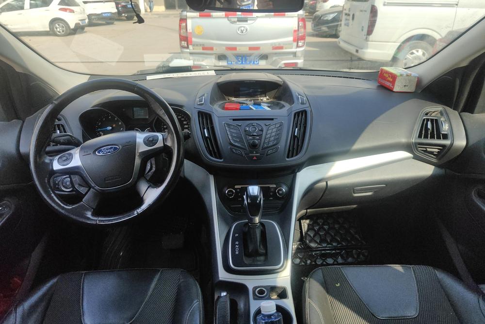 Ford Kuga, фото 12