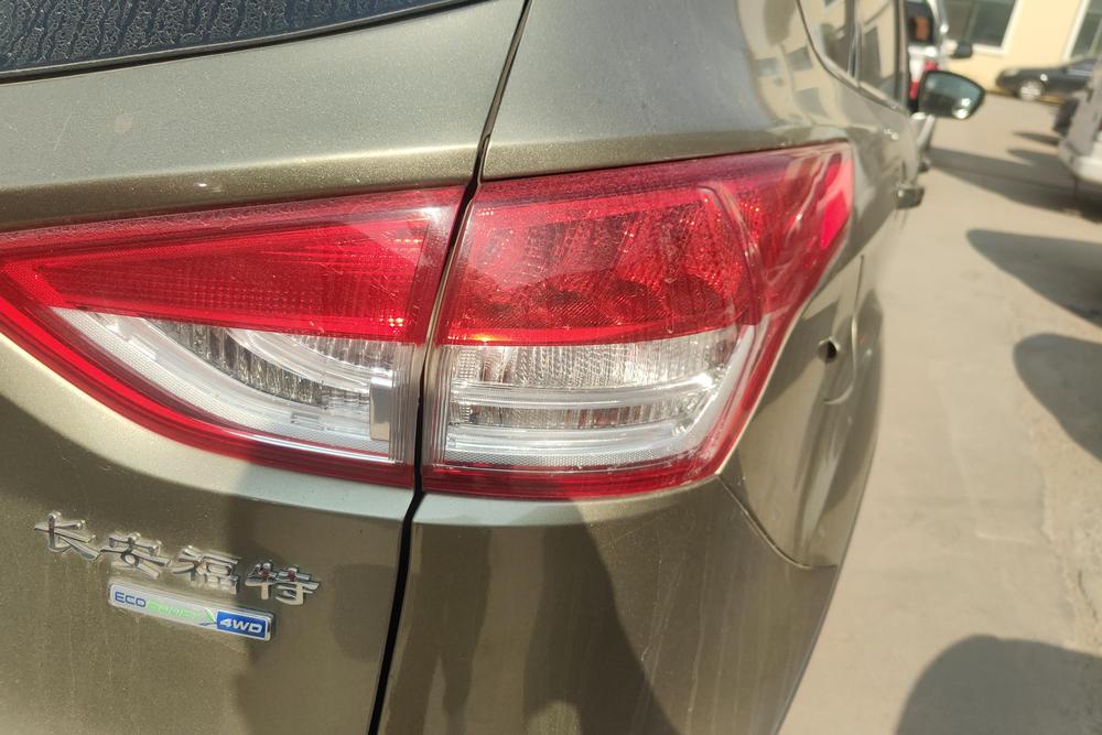 Ford Kuga, фото 3
