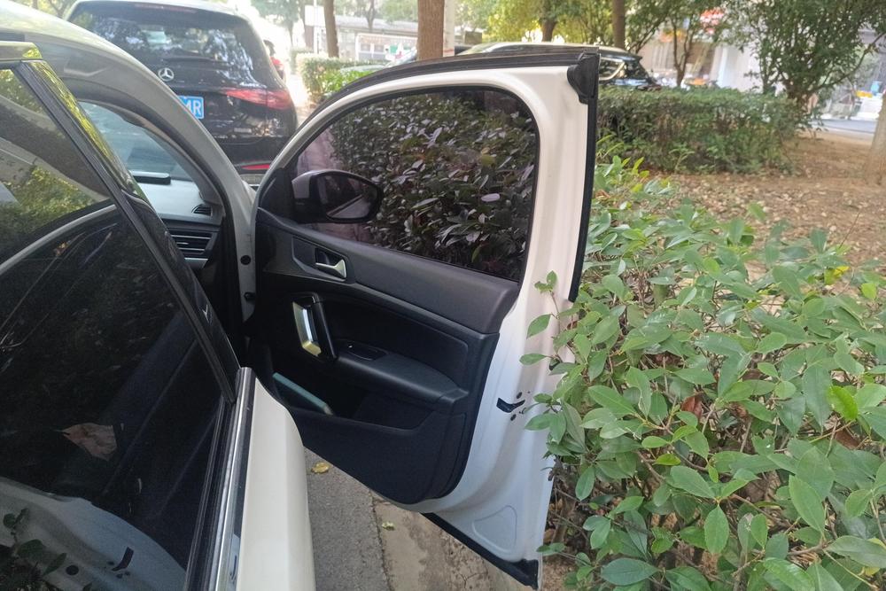Peugeot 408, фото 9