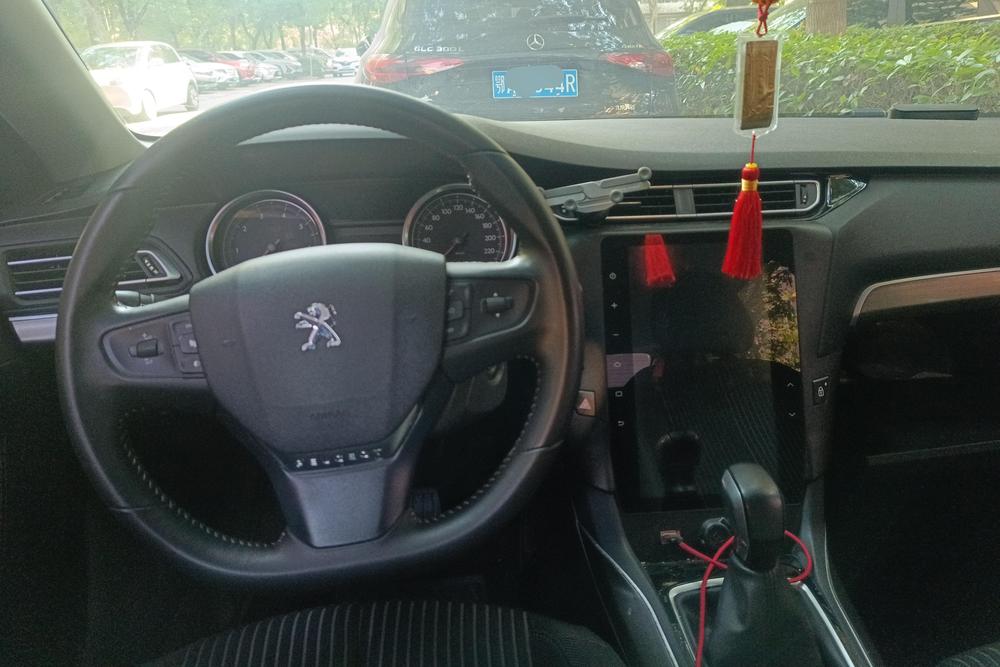 Peugeot 408, фото 14