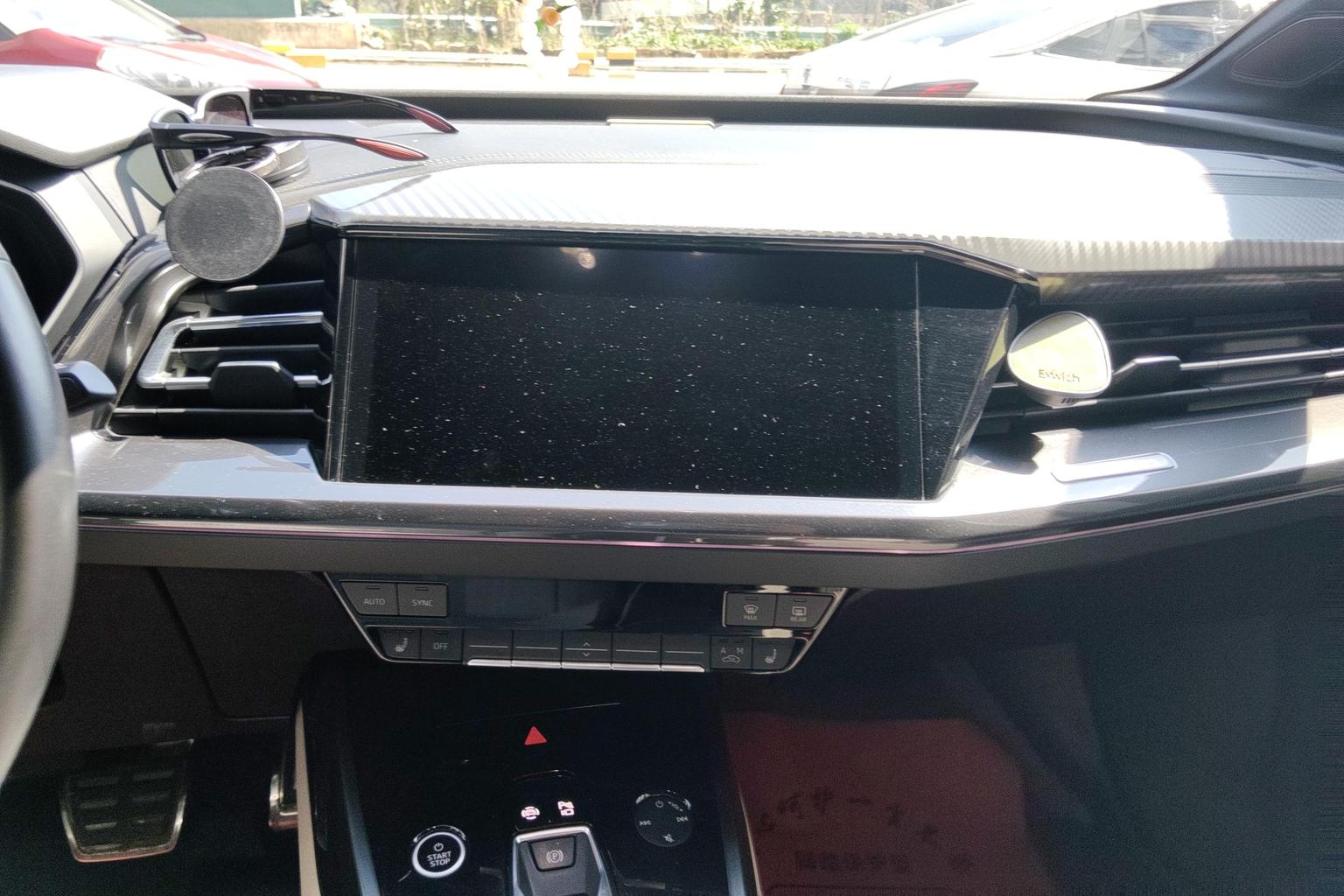 Audi Q4 e-tron 2022 40 e-tron xian xiang ban