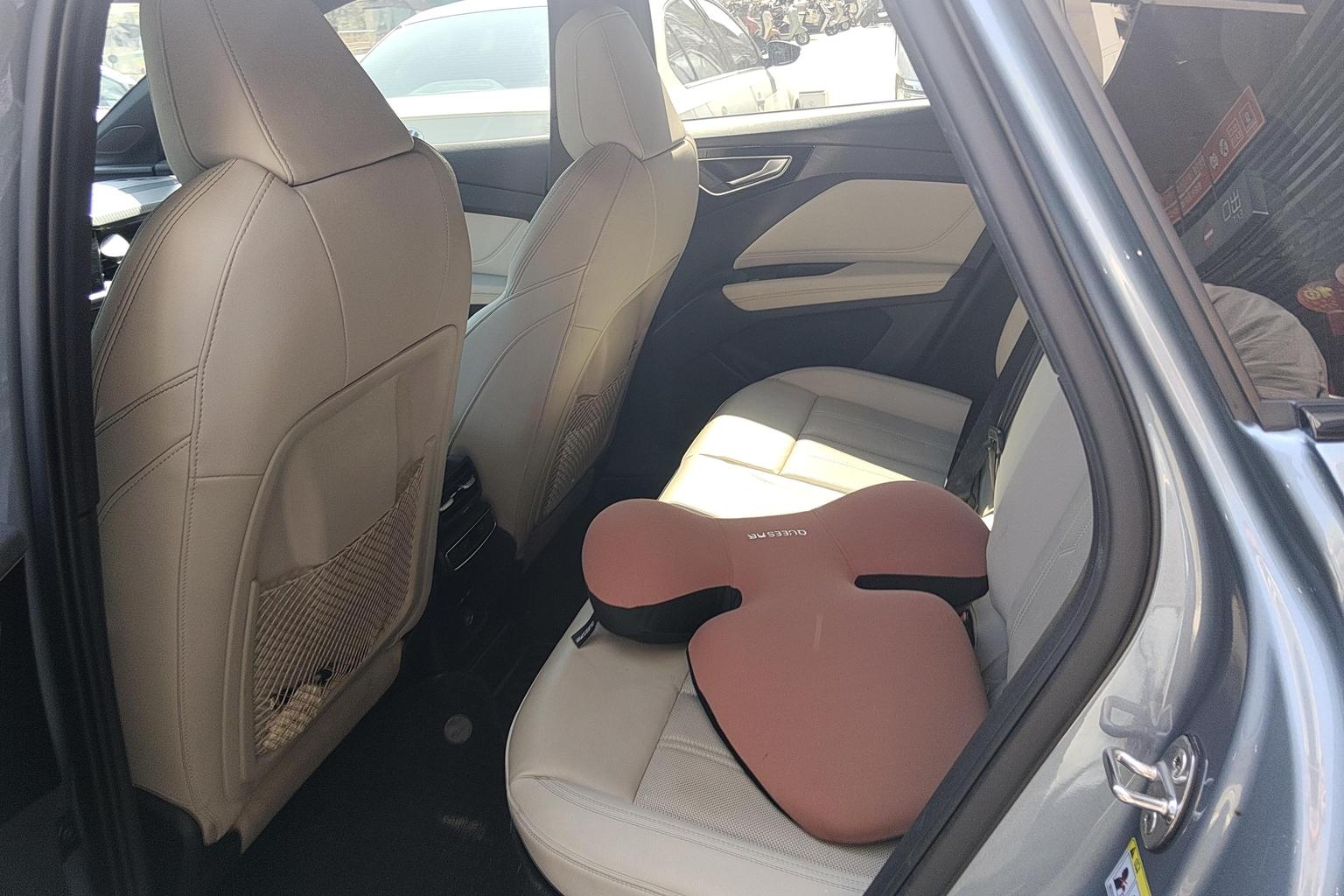 Audi Q4 e-tron 2022 40 e-tron xian xiang ban