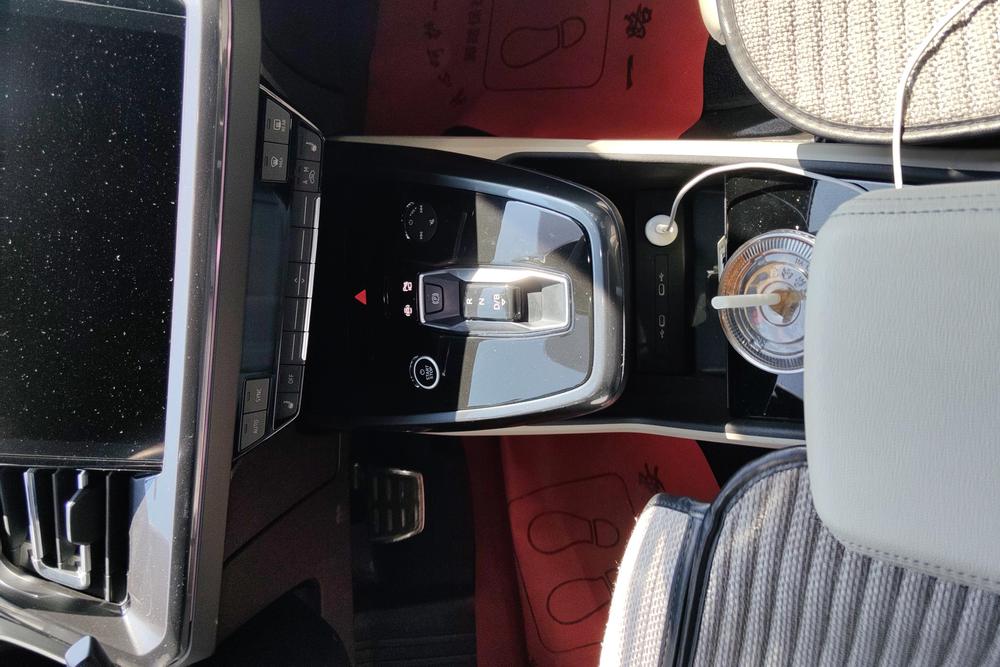 Audi Q4 e-tron, фото 12
