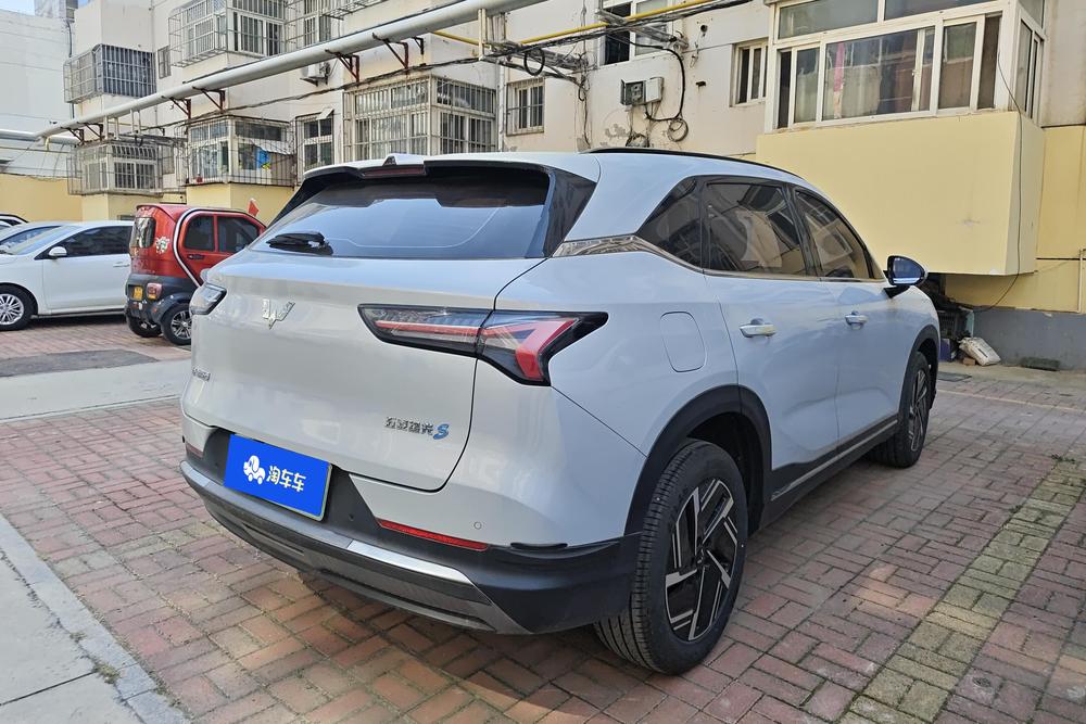 Wuling Starlight S PHEV, фото 3