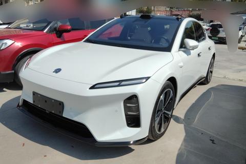 NIO ET5 2025 — пригон из Китая