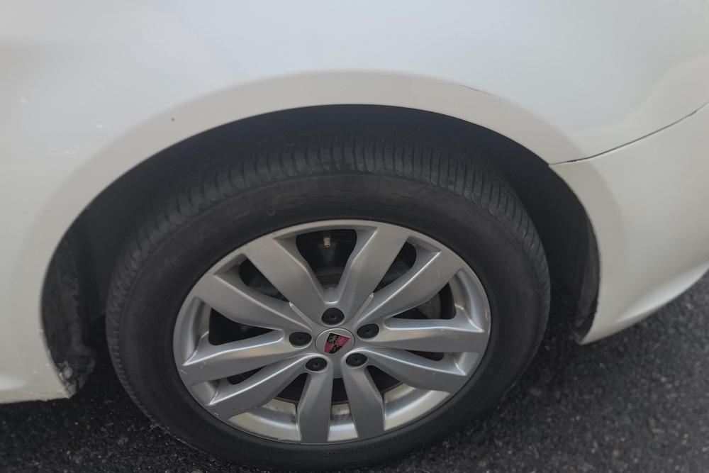 Roewe 350, фото 8