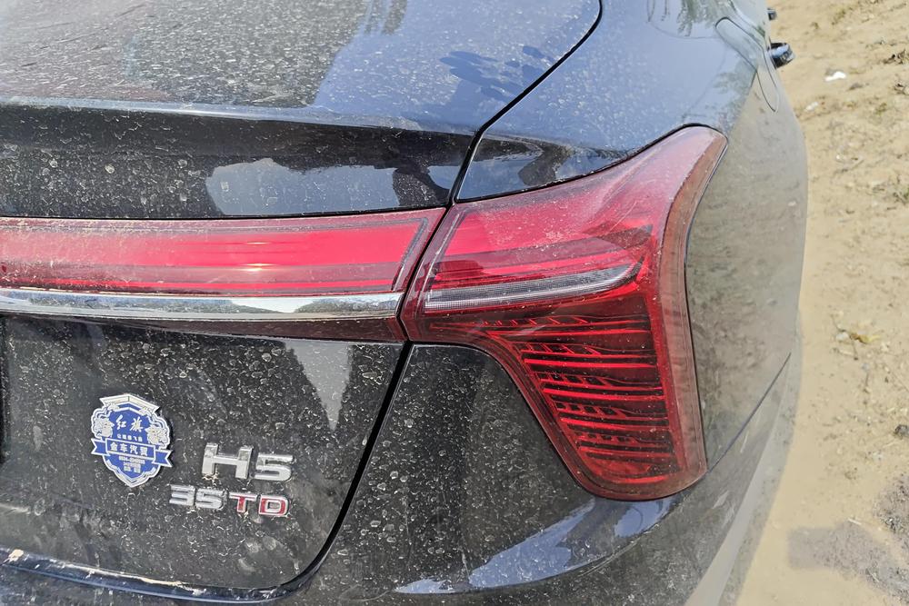 Hongqi H5, фото 5