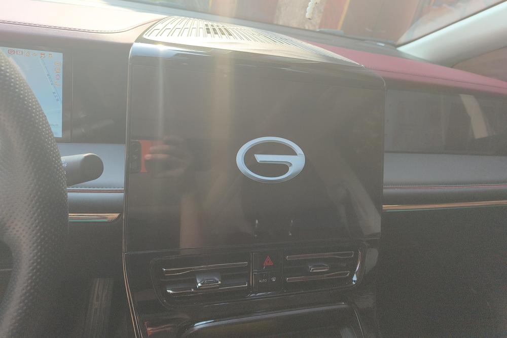 GAC Trumpchi E9 PHEV, фото 13