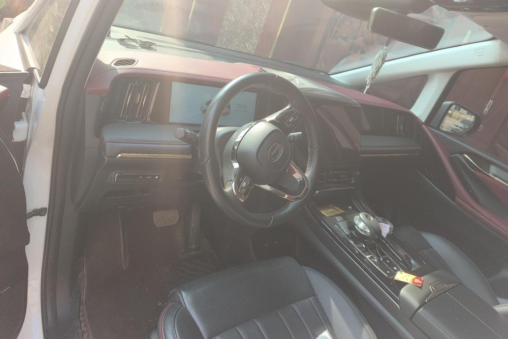 GAC Trumpchi E9 PHEV, фото 12