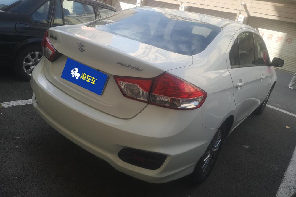Suzuki Alivio, фото 3