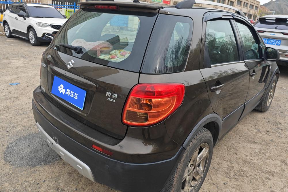 Suzuki SX4, фото 3