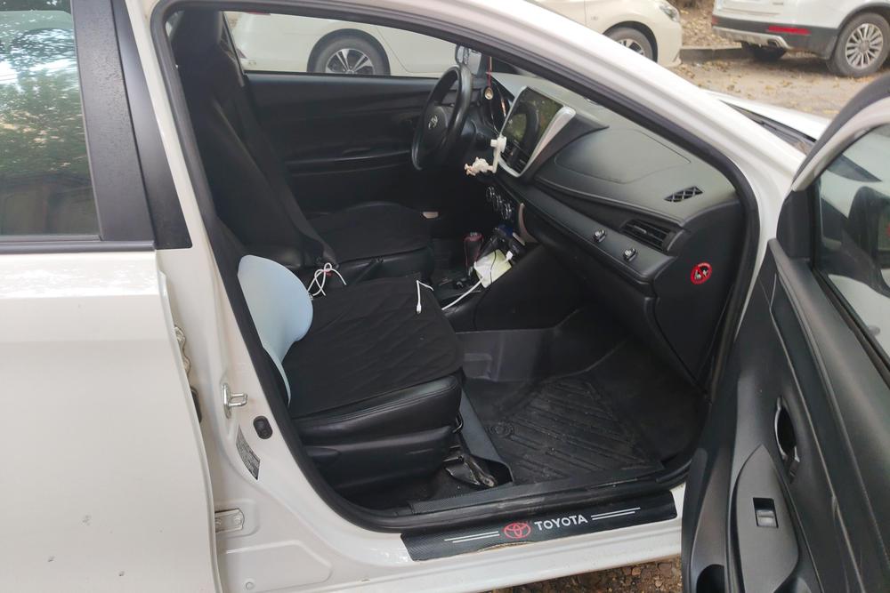 Toyota Yaris L, фото 7