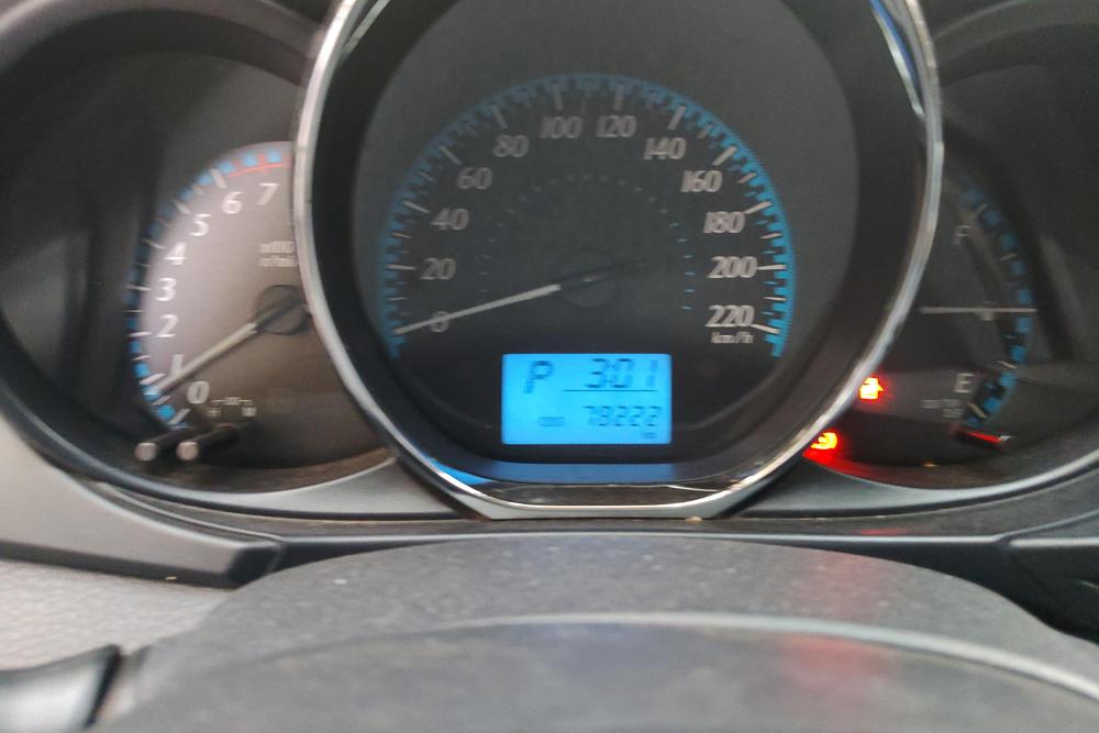 Toyota Yaris L, фото 13