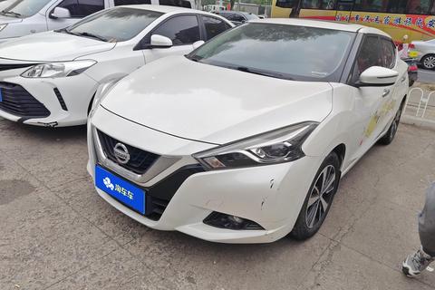 Nissan Lannia
