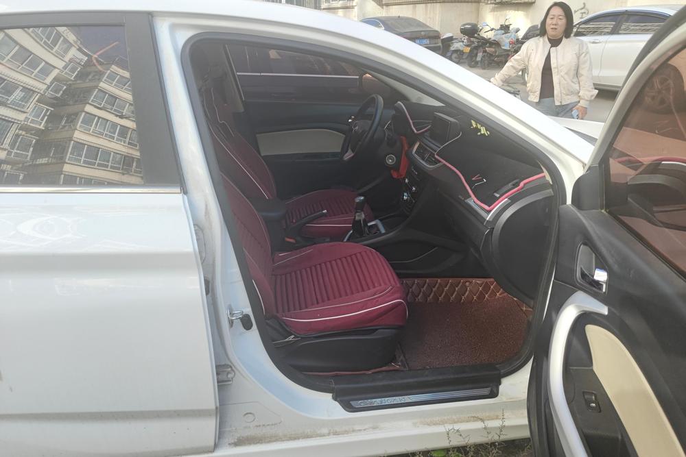 Changan Alsvin V7, фото 16