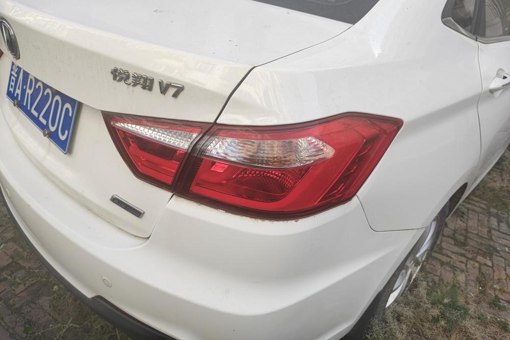 Changan Alsvin V7, фото 8