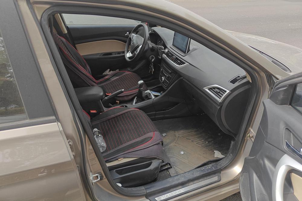 Changan Alsvin V7, фото 8