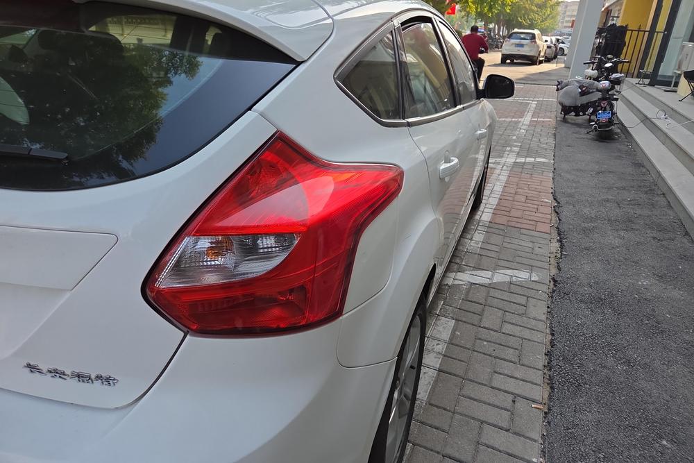 Ford Focus, фото 11