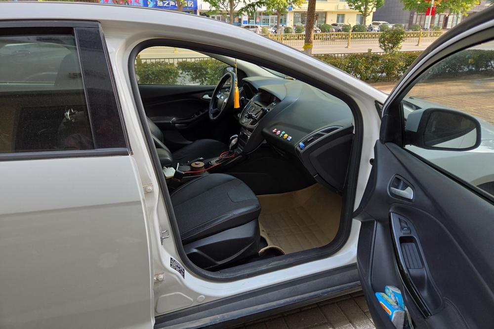 Ford Focus, фото 10