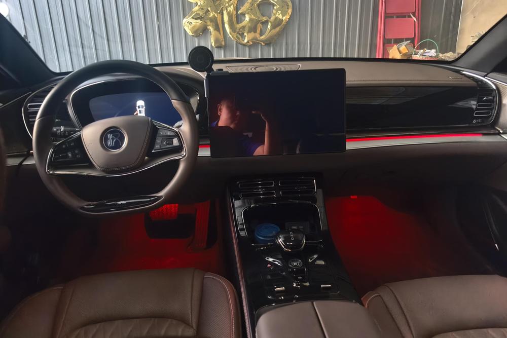 BYD Han DM, фото 12
