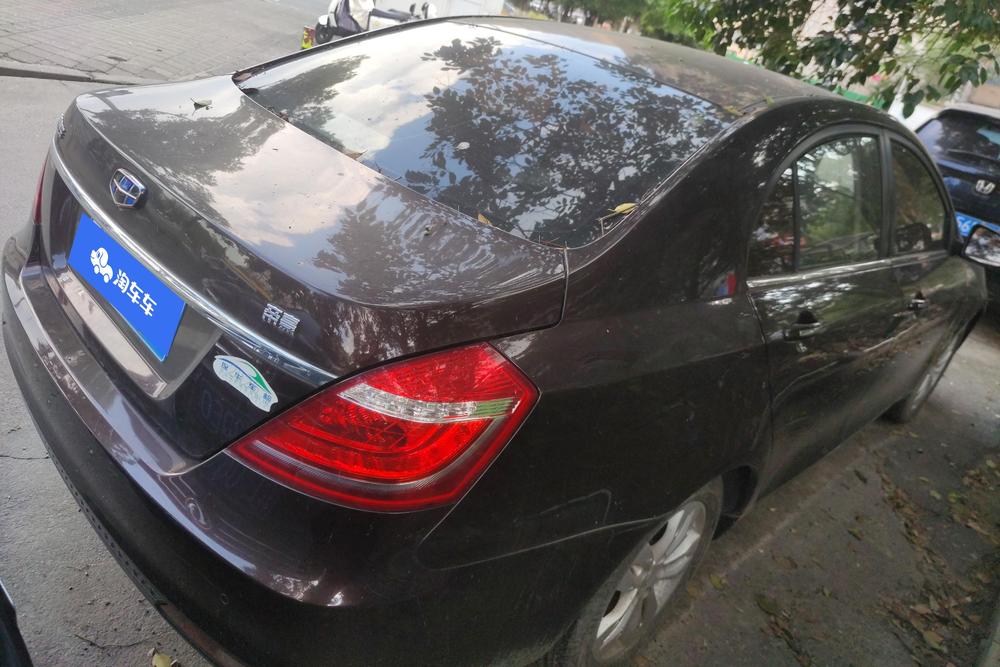 Geely Emgrand, фото 4