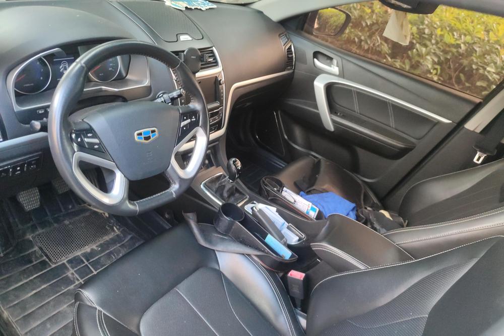 Geely Emgrand, фото 13