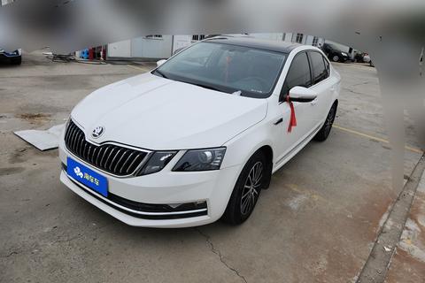 Skoda Octavia 2019 1.5L AT Luxury V