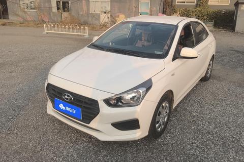 Hyundai Reina