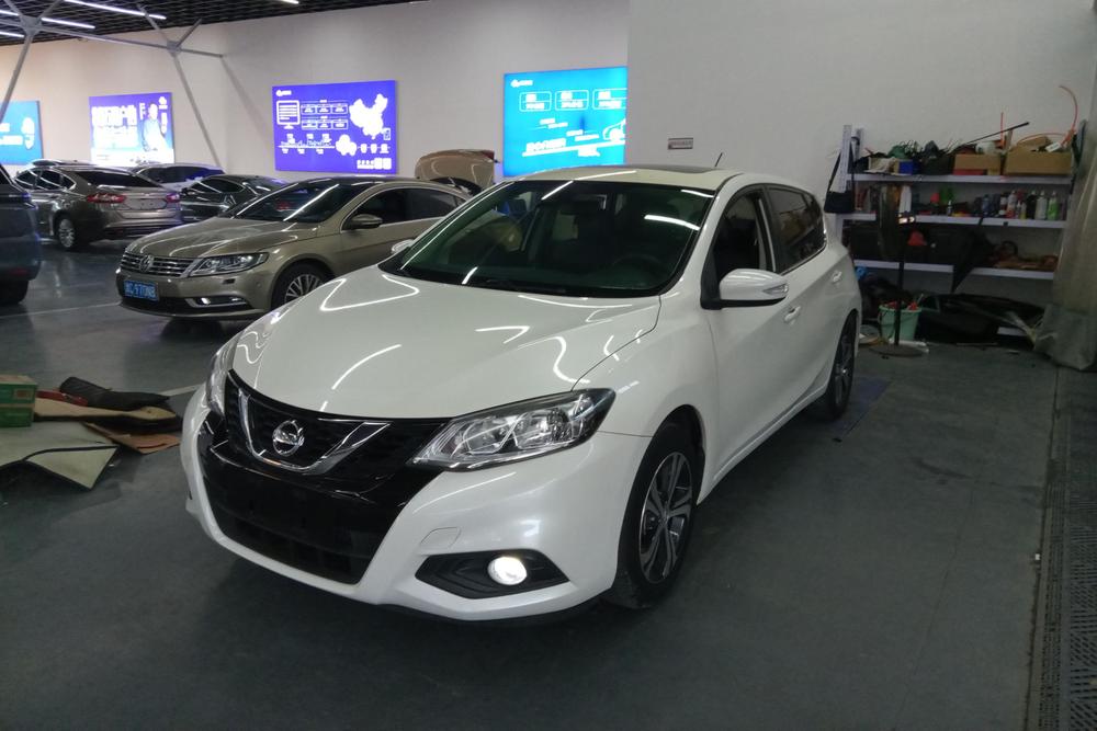 Nissan Tiida