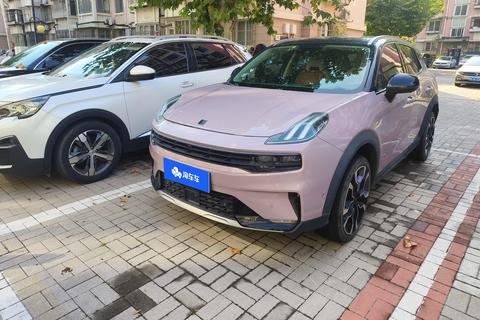 Lynk & Co 06