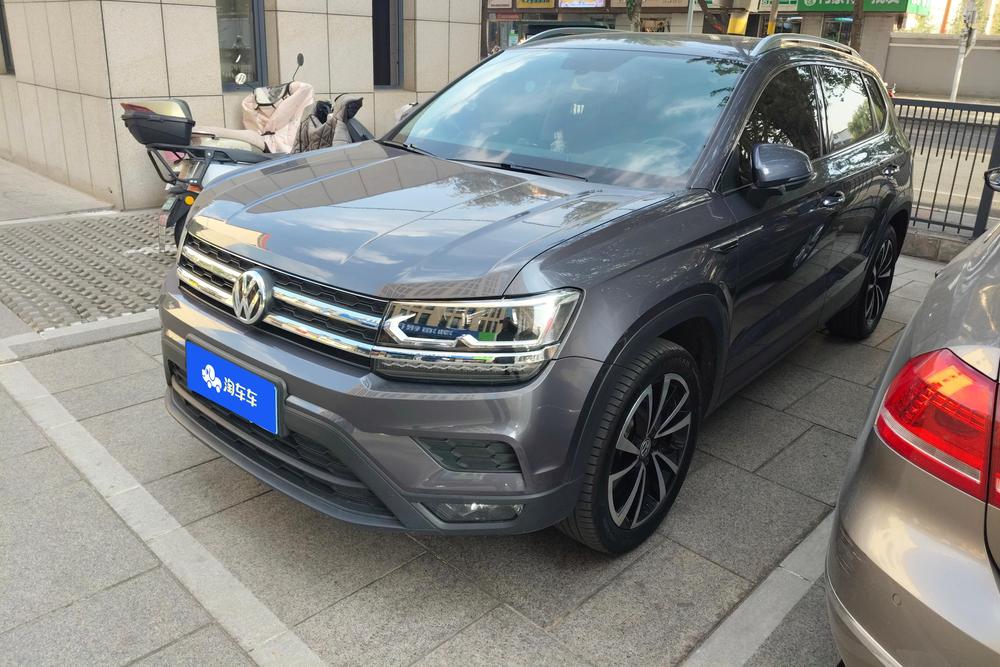 Volkswagen Tharu