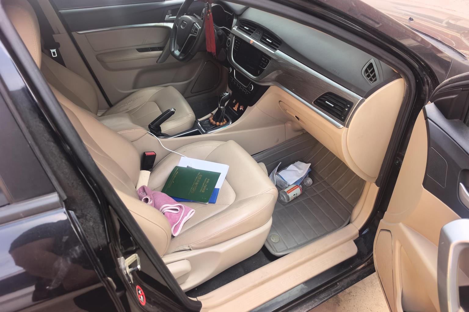 Geely EMGrand 2016 san xiang 1.5L МКПП Люкс