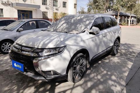 Mitsubishi Outlander 2018 — пригон из Китая