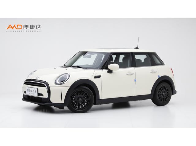MINI Cabrio 2022 года выпуска