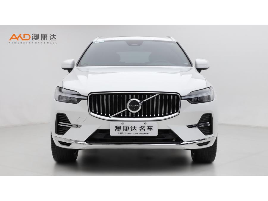 Volvo XC60 PHEV 2024 T8 Luxury