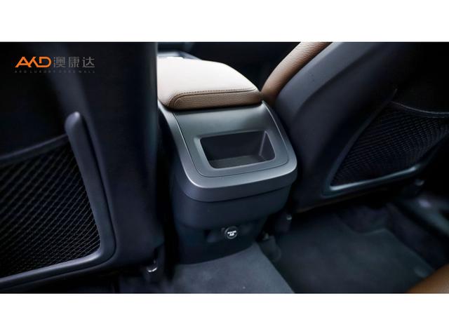 Volvo XC60 2019 T 5 4 WD VI — фото 7