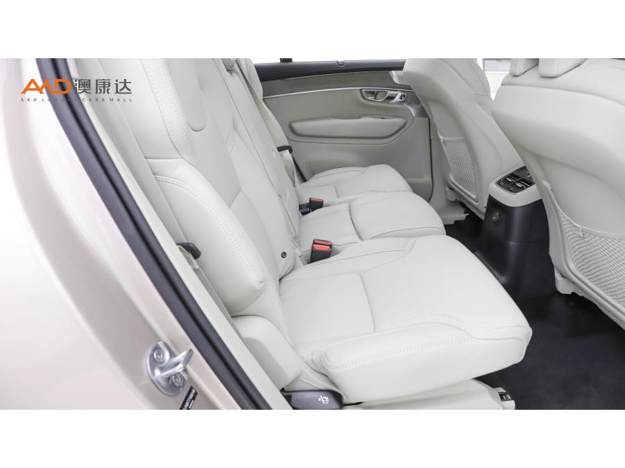 Volvo XC90 PHEV 2025 E T8 Luxury 7 мест