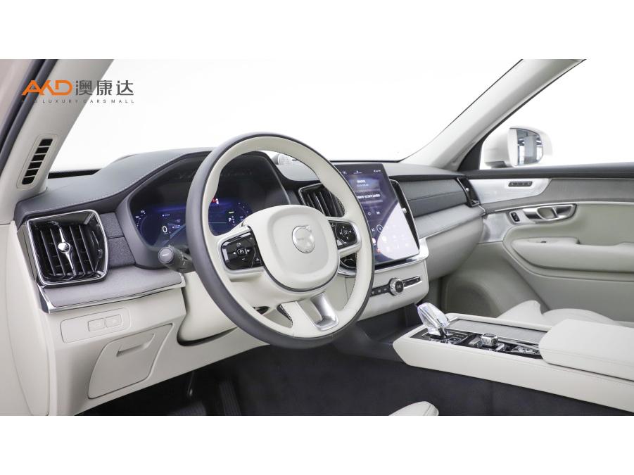 Volvo XC90 PHEV 2025 E T8 Luxury 7 мест