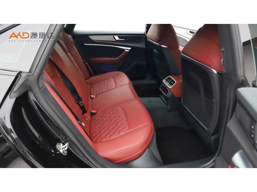 Audi A7L 2023 45 TFSI quattro S-line