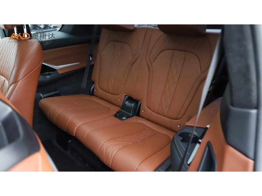 BMW X7 2022 Темно-серый из Китая