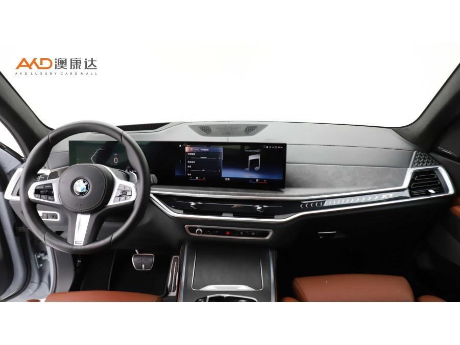 BMW X7 2022 Темно-серый из Китая, фото 4