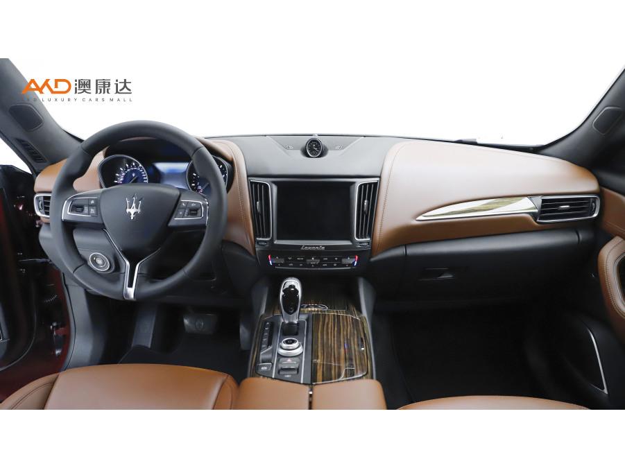 Maserati Levante, фото 6