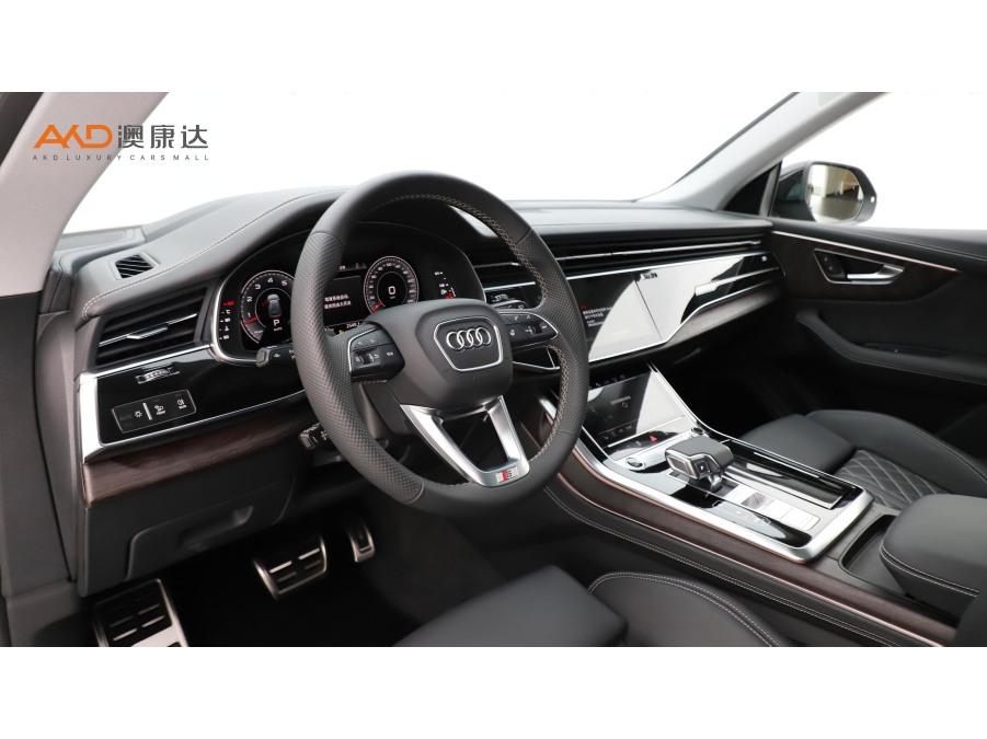 Audi Q8 2021 Черный из Китая, фото 2